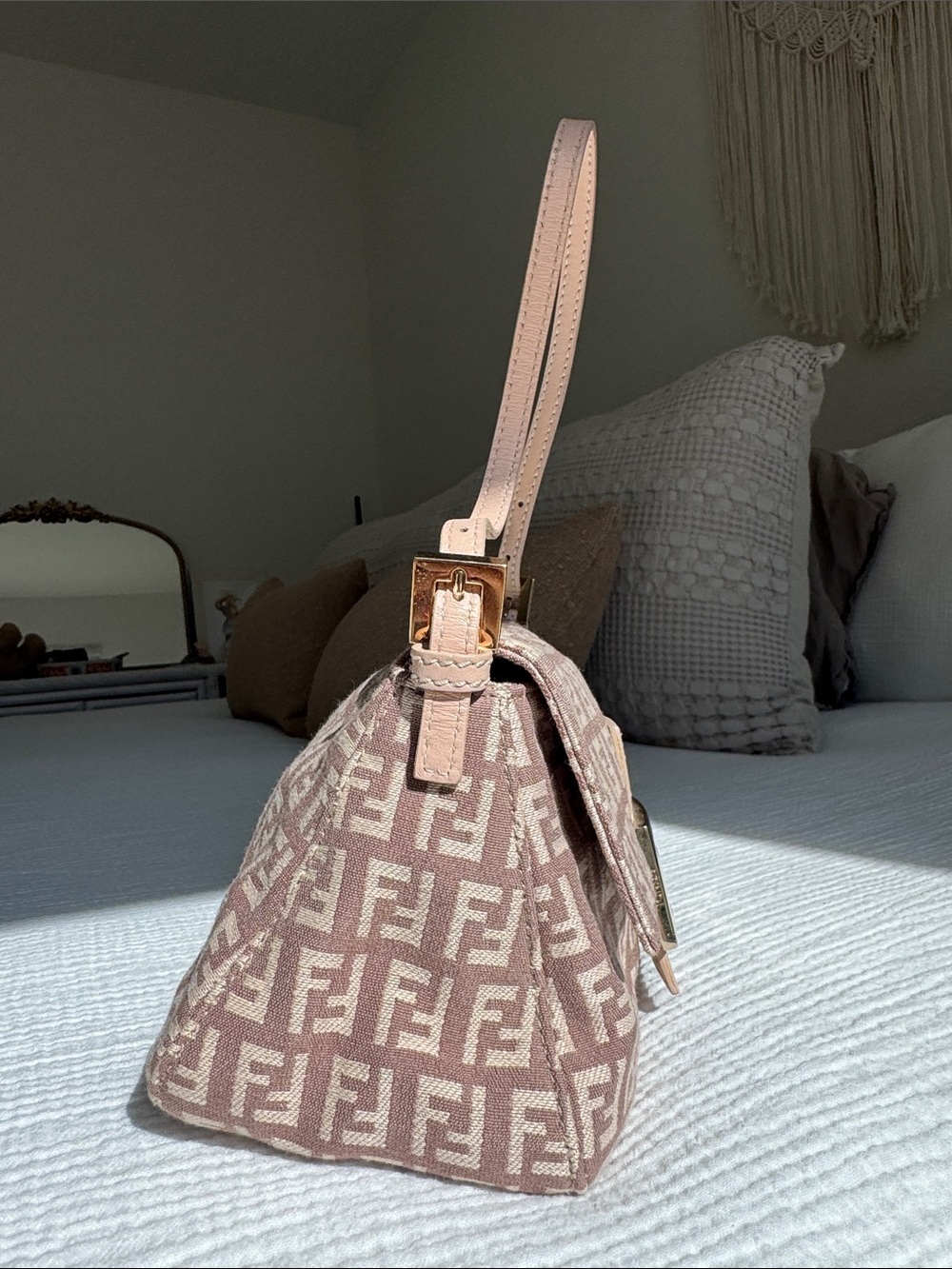 Vintage Fendi Baguette Shoulder Bag | Rare Y2K, Authentic w/ COA - Picture 5 of 15